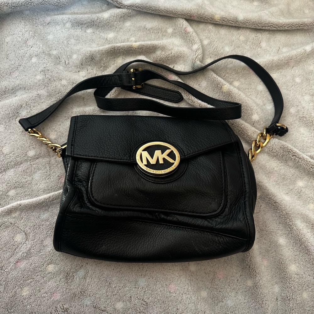 Micheal Kors crossbody